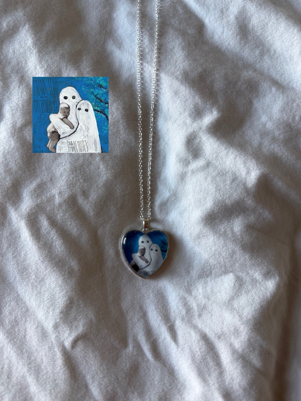 frank iero parachutes necklace